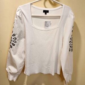 ONTWELFTH Women's White long Sleeves Puffy Embroidered Blouse size XL NWT